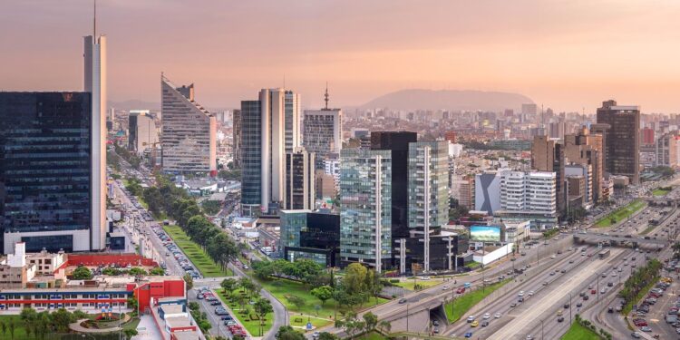 Econom A Peruana Habr A Crecido En Mayo Y En El Segundo Trimestre