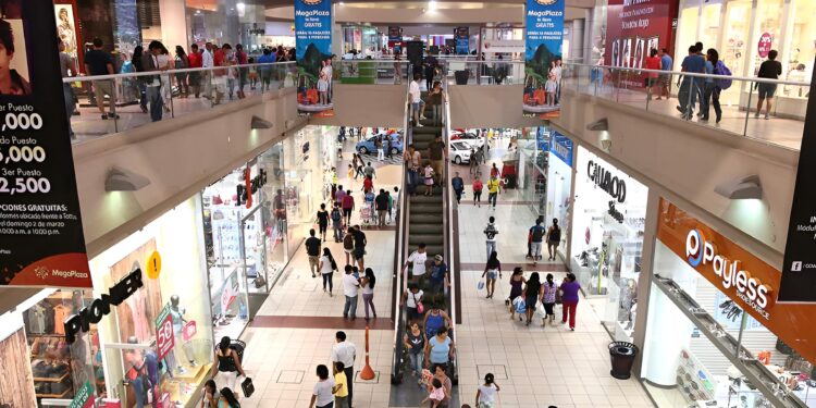 Centros comerciales alcanzarían ventas por S/ 40,000 millones este año y crecerían 10%