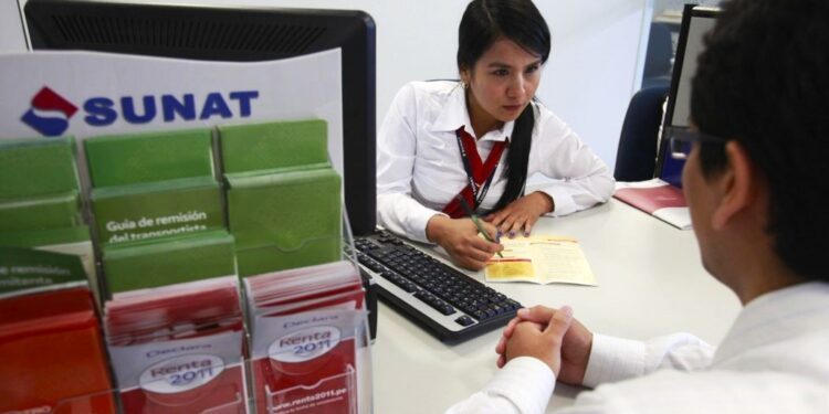 Sunat identifica a 16,000 empresas que buscan pagar menos impuestos con compras personales