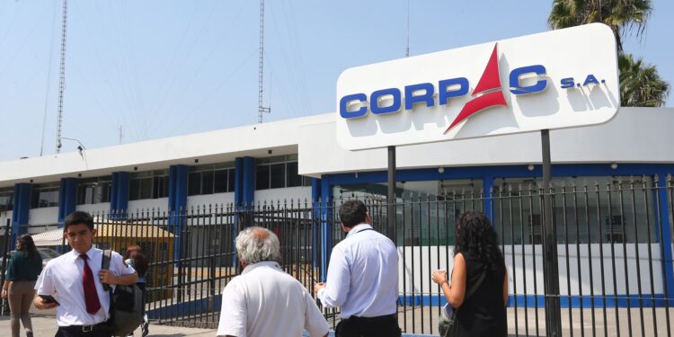 MTC anuncia reorganización de Corpac y compensación económica para pasajeros afectados