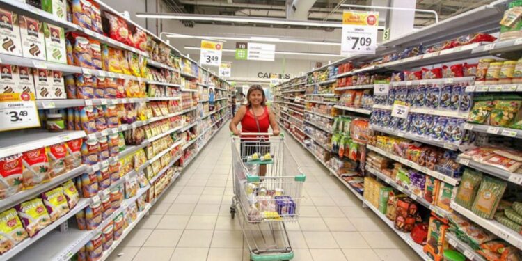 INEI: Sector comercio registró un crecimiento de 2,72% en julio, ¿qué rubros destacaron?