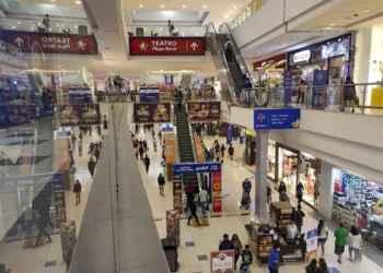 Retail crecería 6.2% en 2025 y anticipa un verano dinámico con ventas por S/ 13 000 millones