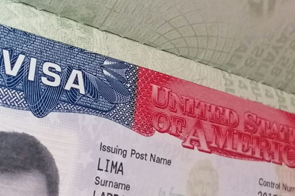 Presentan Iniciativa Para Que Peruanos Puedan Ingresar A Eeuu Sin Visa ¿en Qué Consiste 2072