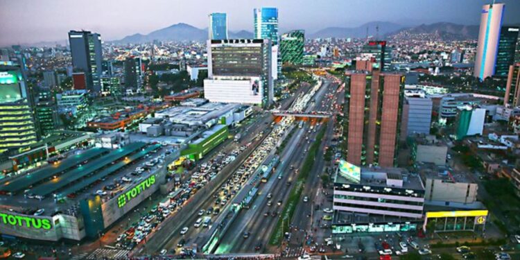 BCR reafirma proyección de crecimiento de 2.3% en inversión privada para 2024: ¿Qué esperar en 2025?