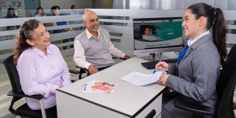 Gobierno promulga ley de modernización del sistema de pensiones: Estos son los principales cambios
