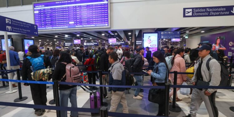 Aeropuerto Jorge Chávez: Ositrán retrocede y reduce de forma temporal tarifa de transferencia