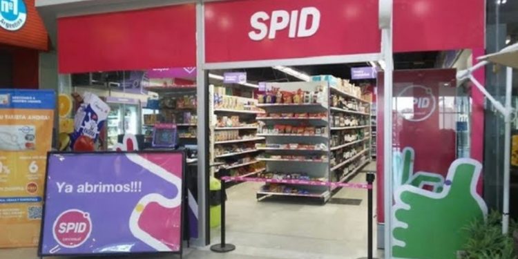 Cencosud inauguró una nueva cadena de supermercados de conveniencia