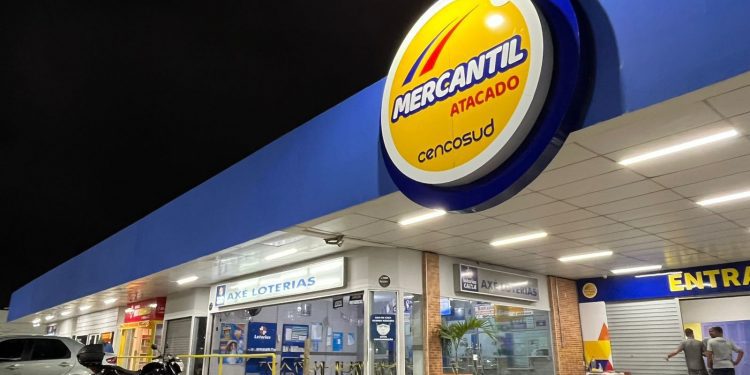 Cencosud, dueño de Wong y Metro, inaugura un nuevo supermercado en la región