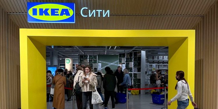 IKEA liquida productos por internet en Rusia antes de su salida