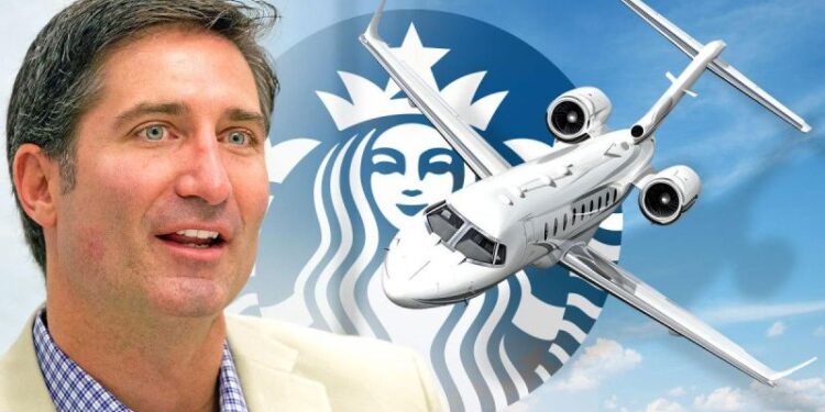Starbucks dará a su nuevo CEO un jet privado para que se desplace desde su casa hasta la oficina