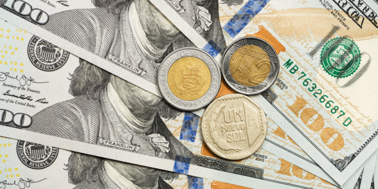 El sol se depreció solo un 1.46% frente al dólar entre enero y noviembre de 2024