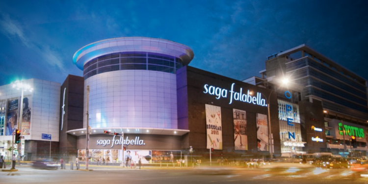 Falabella espera finalizar venta de sus activos en Perú a Mallplaza entre julio y septiembre
