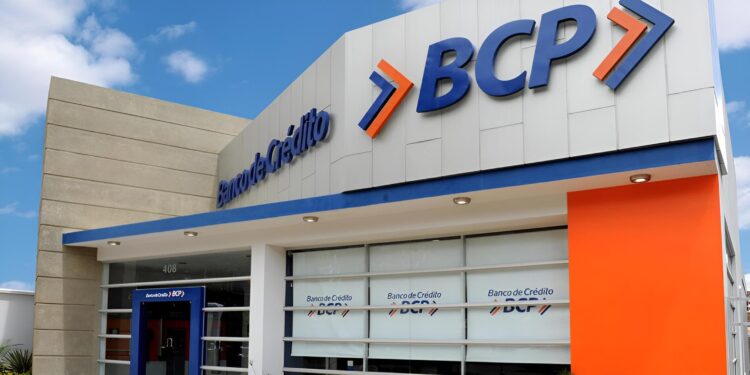 Indecopi multa con más de S/184,000 al BCP y a Credicorp Capital por retiros no autorizados