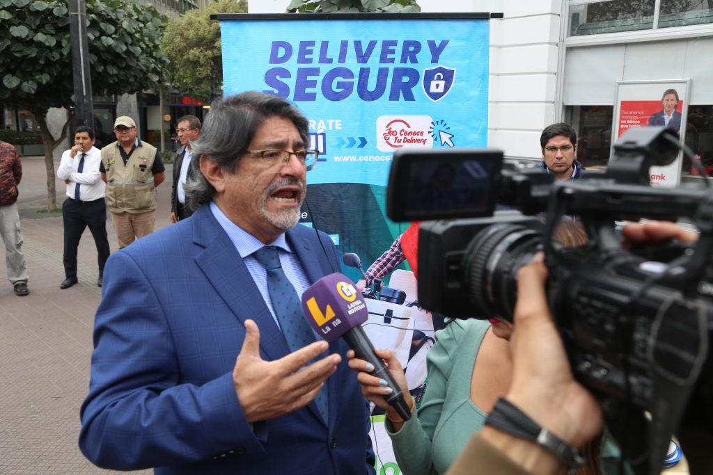 Miraflores anuncia ordenanza para exigir detector de armas en locales de mayor concurrencia