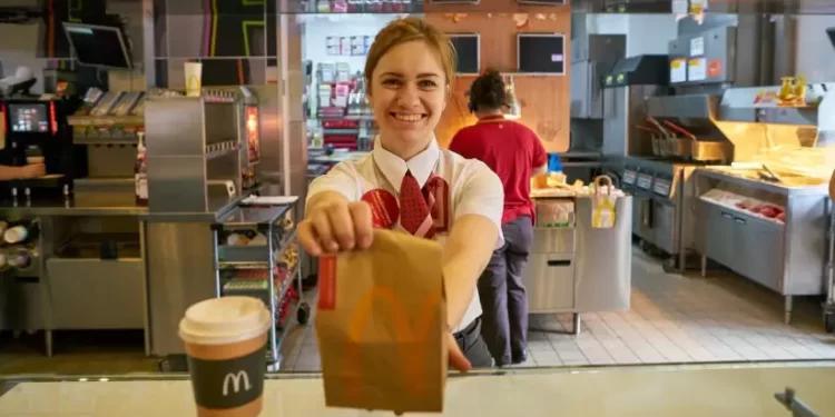 McDonald’s dará desayunos GRATIS a quienes acudan a sus locales en pijama