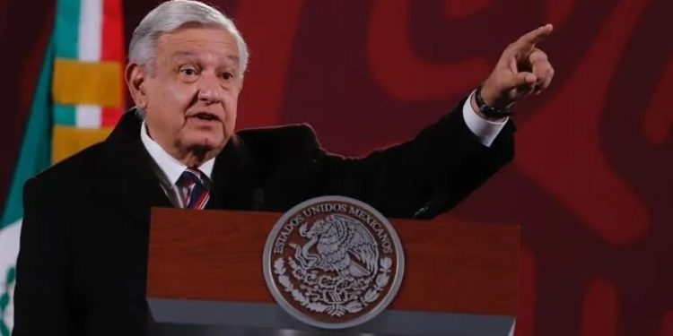 López Obrador rechaza relaciones económicas con Perú por falta de "normalidad democrática"