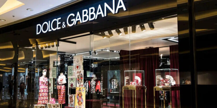 Dolce & Gabbana revela la fecha de apertura de su primera tienda en el Jockey Plaza