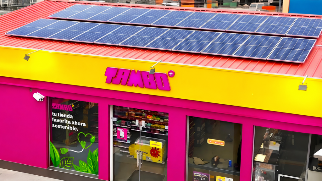 Tambo inaugura su primera tienda sostenible con paneles solares: conoce dónde se ubica