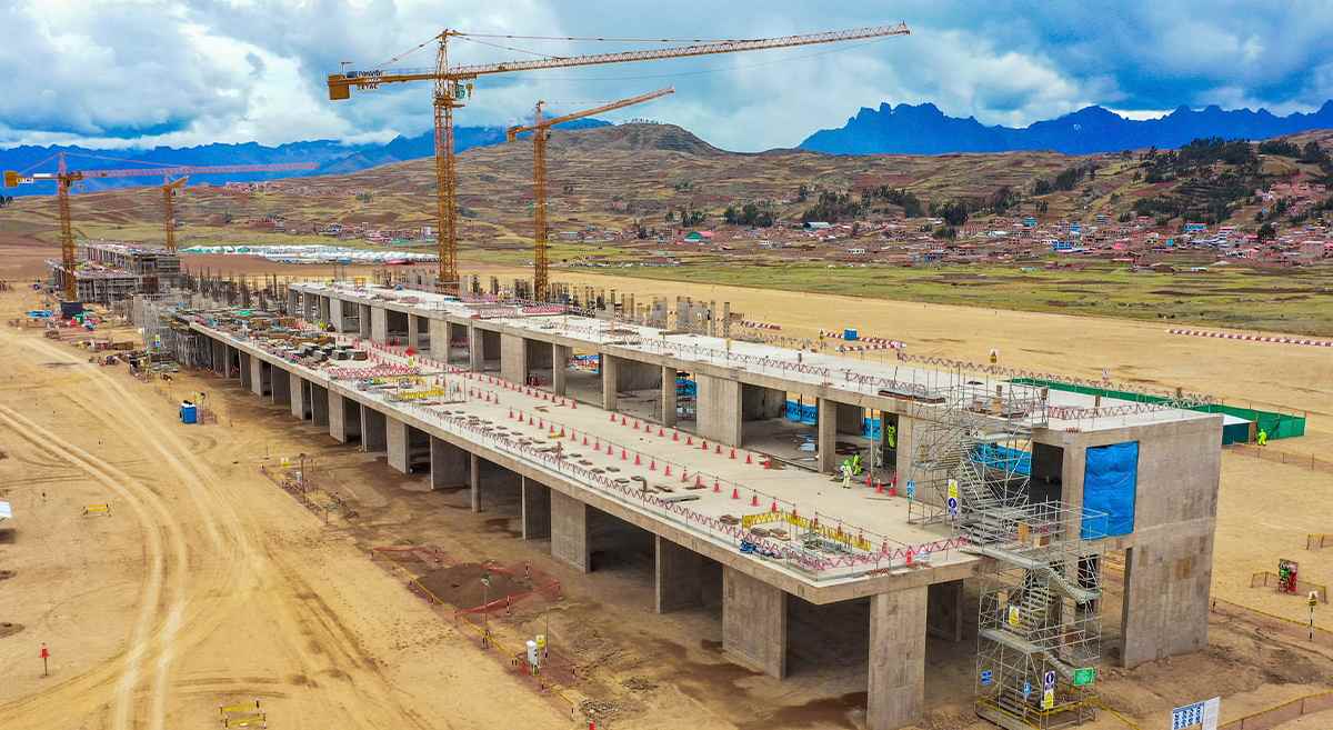 Aeropuerto de Chinchero está retrasado y recién abriría vuelos en 2027 de manera "óptima"