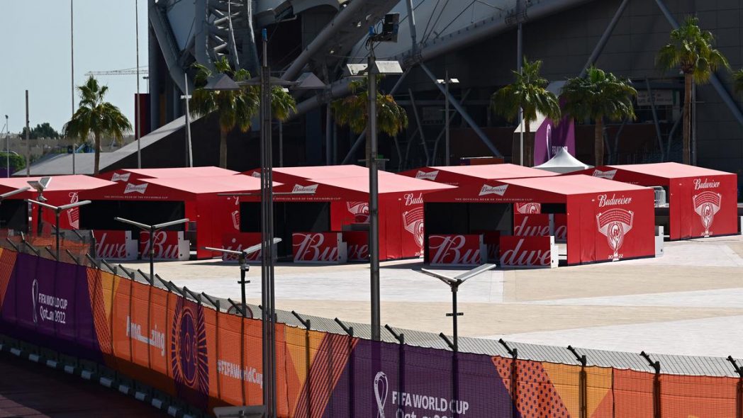 ¿Qué hará Budweiser con la cerveza que no podrá vender en el Mundial Qatar 2022?