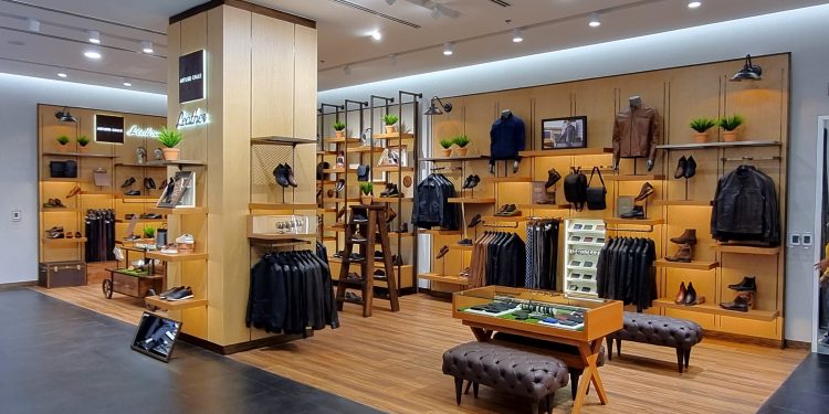 Marca colombiana de moda Arturo Calle inaugura su primer local en centro comercial de Lima