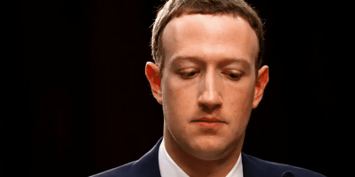 Mark Zuckerberg dice que sufre cada día cuando se despierta y mira su teléfono