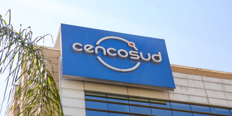 Cencosud experimenta alza en sus acciones tras las reformas en Argentina y la baja de tasas en EE.UU.