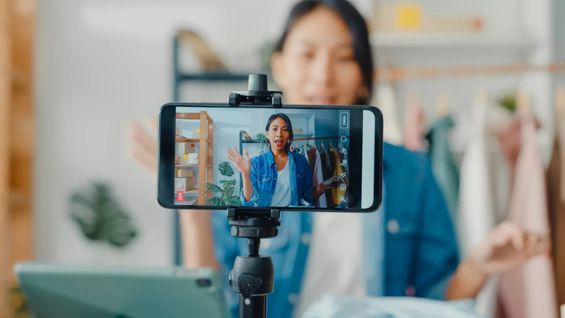 YouTube lanzará su primer canal oficial de compras en vivo