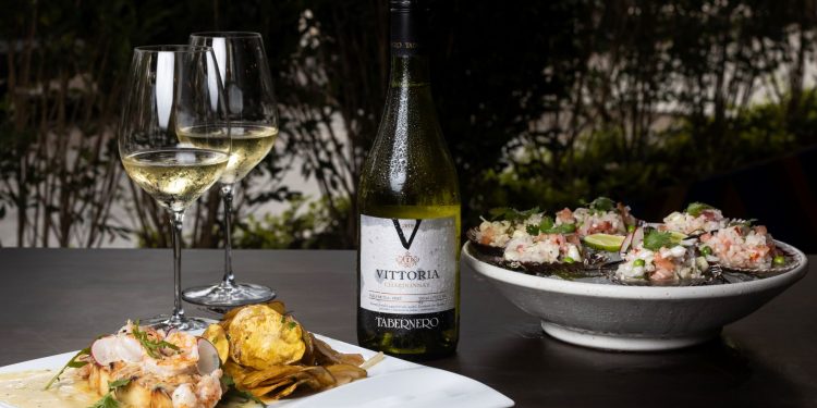 tabernero Conchitas a la parmesana con Vittoria Reserva Chardonnay Restaurante Alfresco