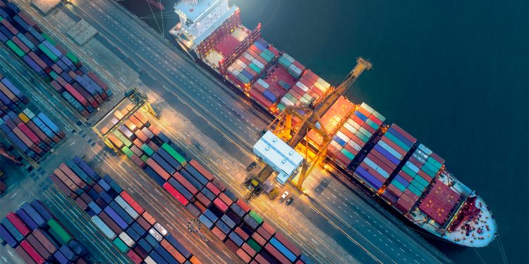Siete de cada 10 empresas prevén que la demanda de contenedores se recupere este 2023