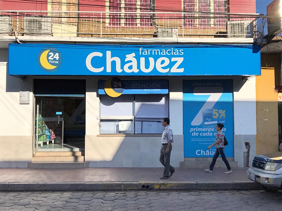 Bolivia Farmacias Ch vez abre su local N 71 que atiende las 24 horas