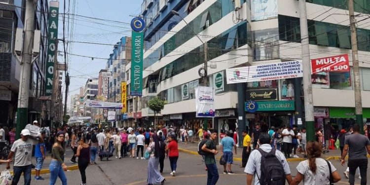 Gamarra tiene 20 mil tiendas, almacenes y talleres desocupados por efectos del covid