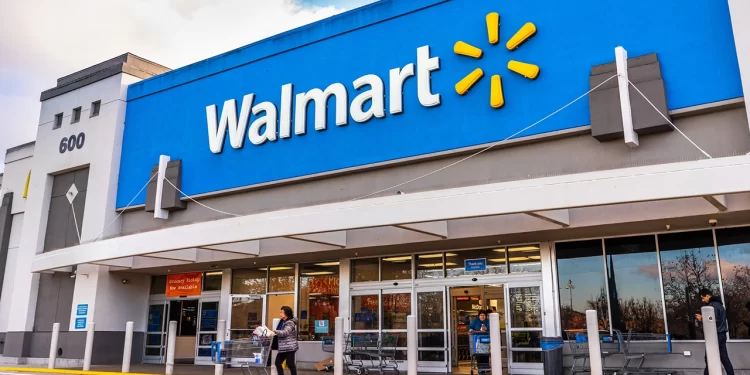 Por la inflación, Walmart empezará a vender productos usados