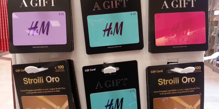 H&M