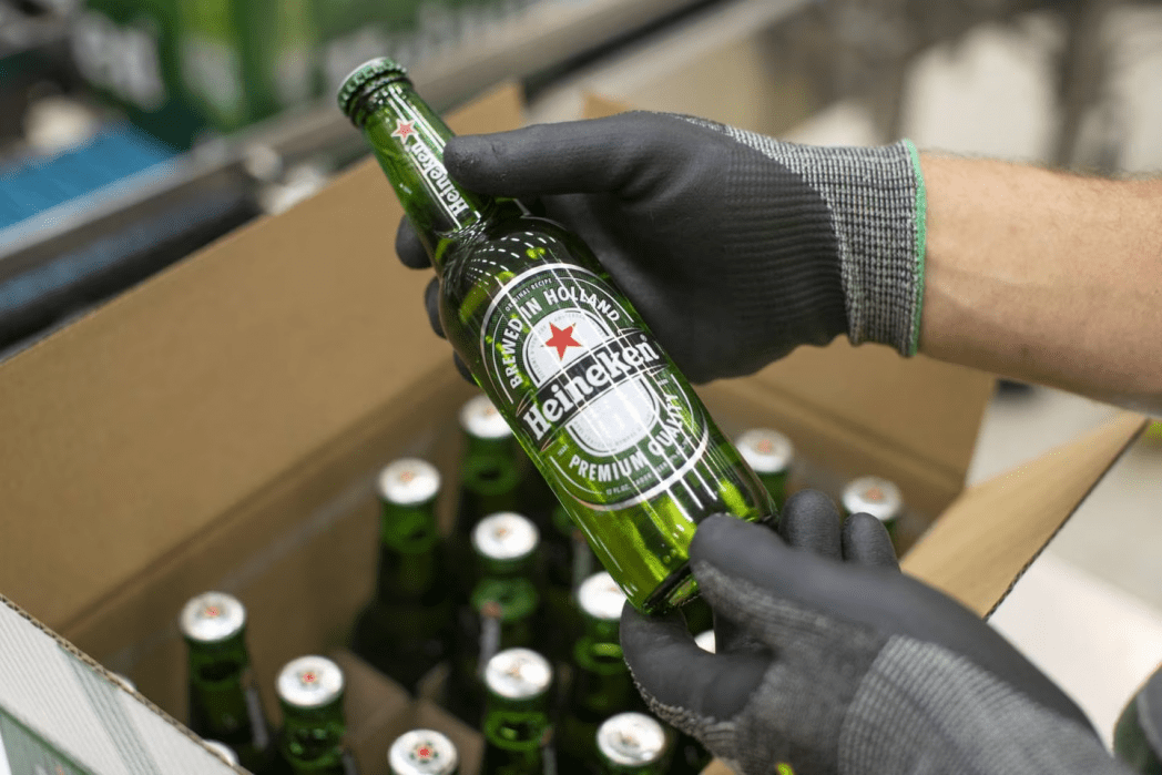 Bill Gates suma cerveza a su portafolio: adquirió el 3.8% de Heineken