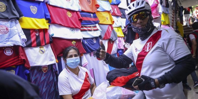 CCL: Partido de repechaje impulsa ventas en campaña del Día del Padre