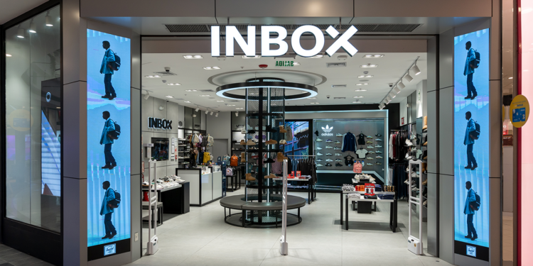 Inbox, cadena multimarca de moda urbana, presenta su nuevo formato de tienda y alista ambiciosa expansión