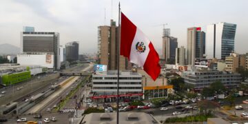 Análisis de la economía peruana: Proyecciones y riesgos de crecimiento de cara al año electoral