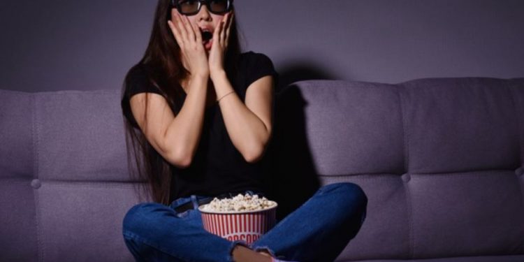 Imágenes cine en casa proyector