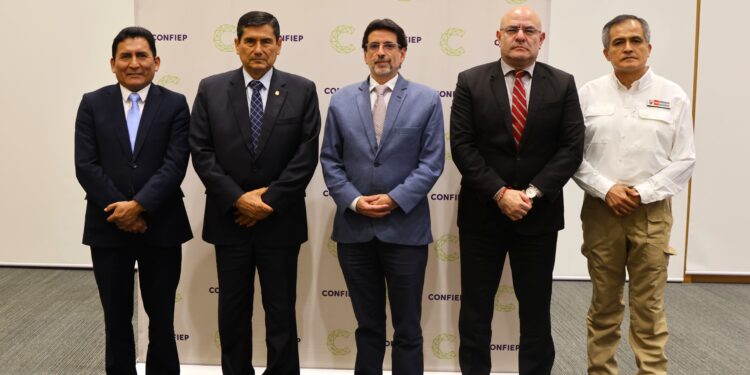 Confiep solicita al Gobierno revisar proyectos de ley que afectan caja fiscal y estabilidad económica