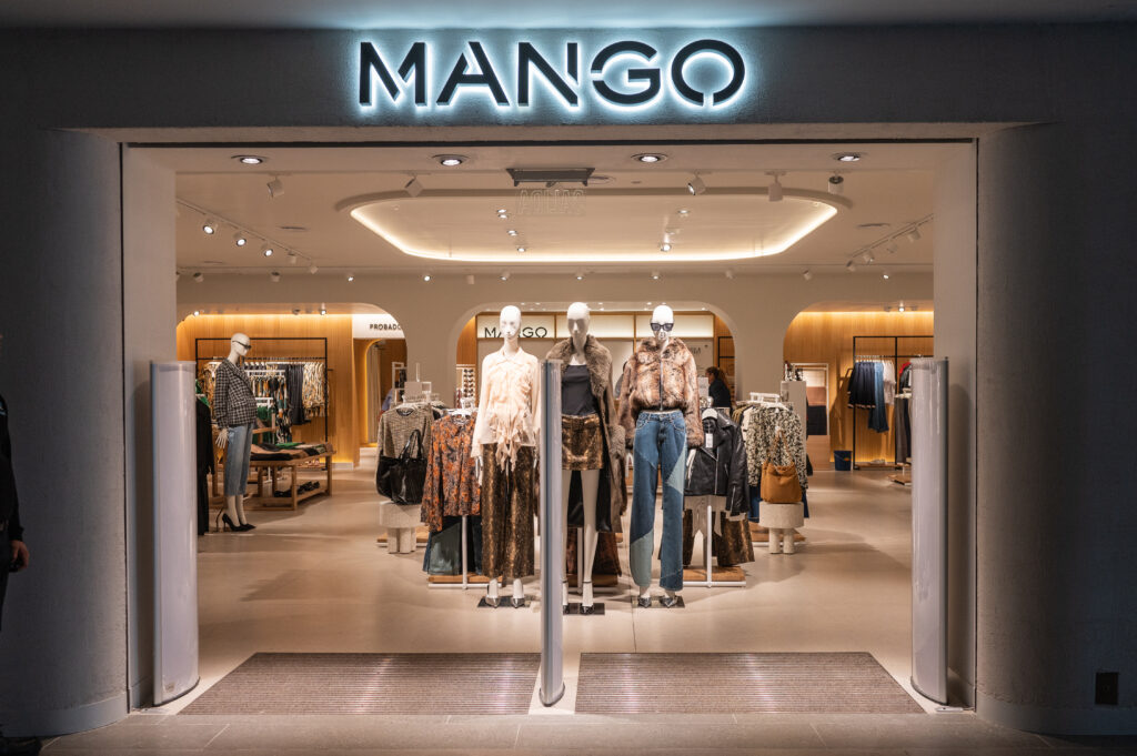 Marca de moda española Mango inaugura su quinta tienda en Lima con ...