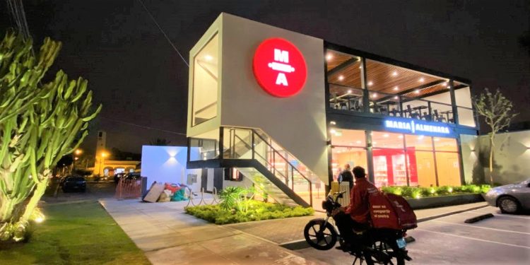 Pastelería María Almenara innova con nuevo formato de tienda en Lima