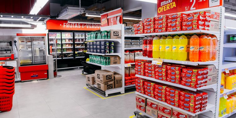 Maxi ahorro abrió su local Nº 19 en el mercado peruano