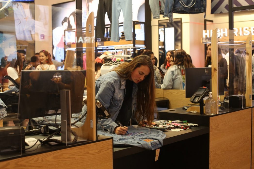 Levi's inaugura su primera tienda "Next Gen" en el Perú