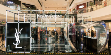 YSL Beauty presenta en Perú su categoría de maquillaje con una experiencia inmersiva en el Jockey Plaza