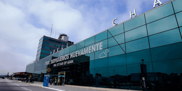 ¿Reabrirá el antiguo aeropuerto Jorge Chávez? Plantean reactivarlo tras caos en el nuevo terminal