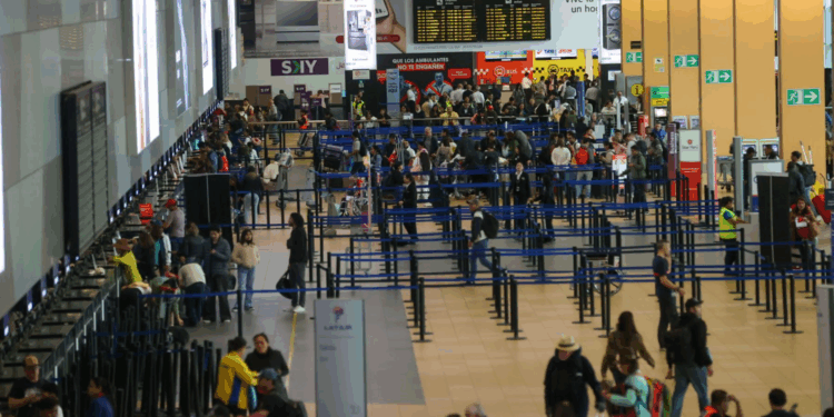 Migraciones alerta sobre congestión de vuelos en el inicio de operaciones del nuevo Jorge Chávez