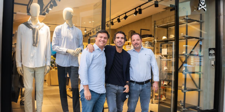 Scalpers, la marca española de moda, inaugura nueva tienda en concurrido centro comercial de Lima