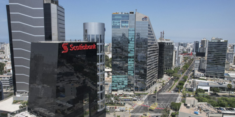 BCR: Economía peruana experimenta un crecimiento del 4% en enero de 2025