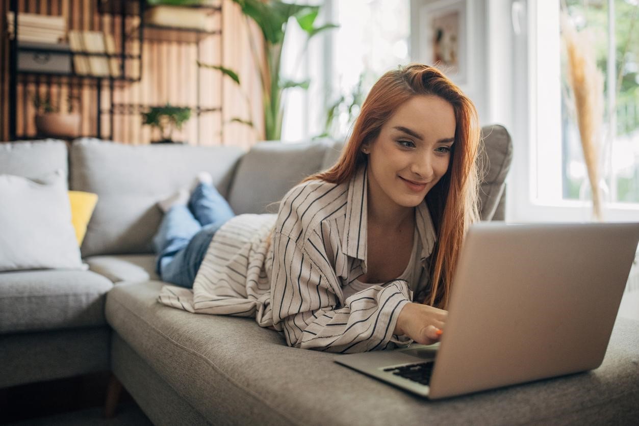 ¿Qué es la fibra óptica y cómo mejora tu conexión a Internet?